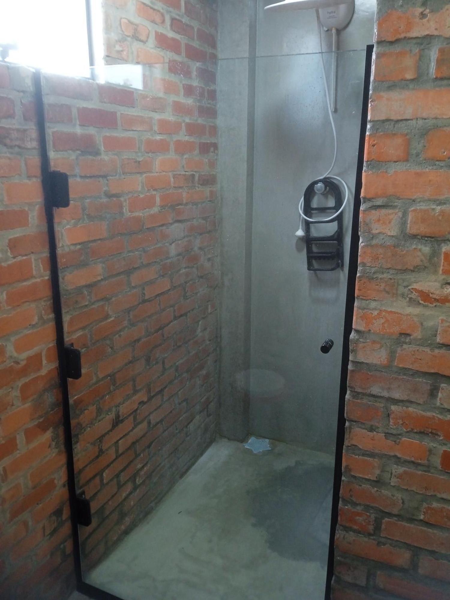 Da Barra A 30m Da Estalagem