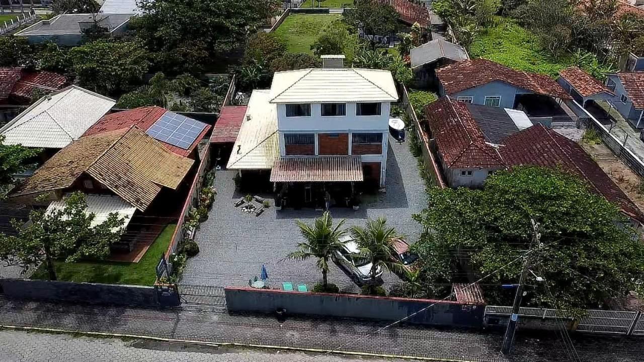 Da Barra A 30m Da Estalagem Balneário Barra do Sul